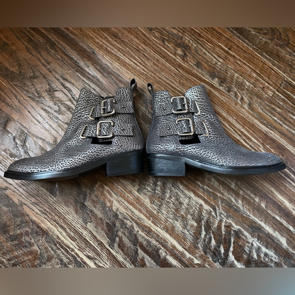 New To Be Announced Boots